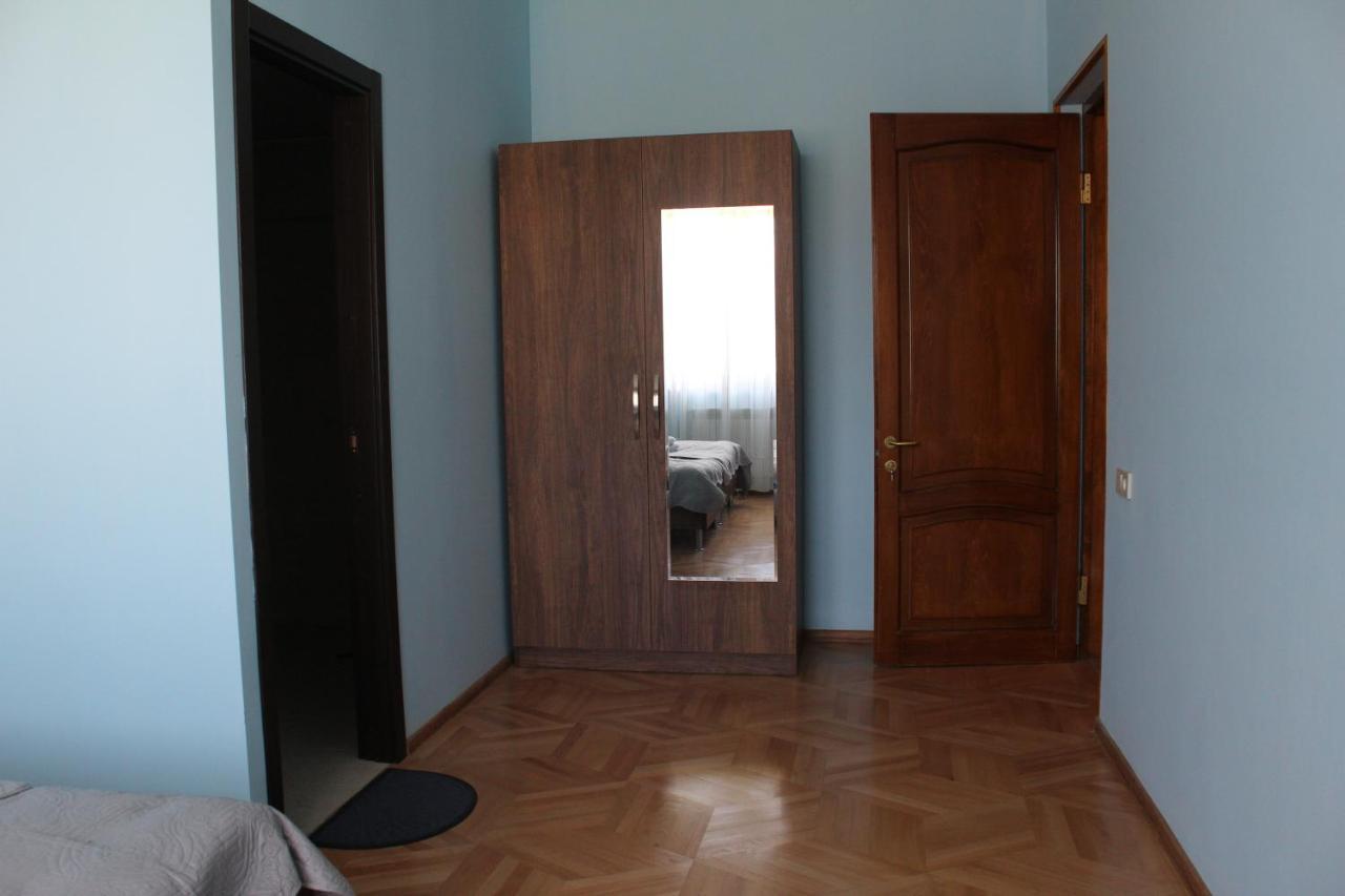 Big House Hotel Tbilisi Ngoại thất bức ảnh