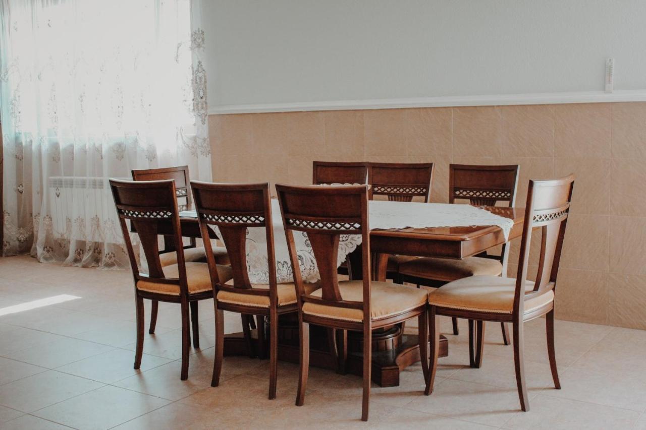 Big House Hotel Tbilisi Ngoại thất bức ảnh