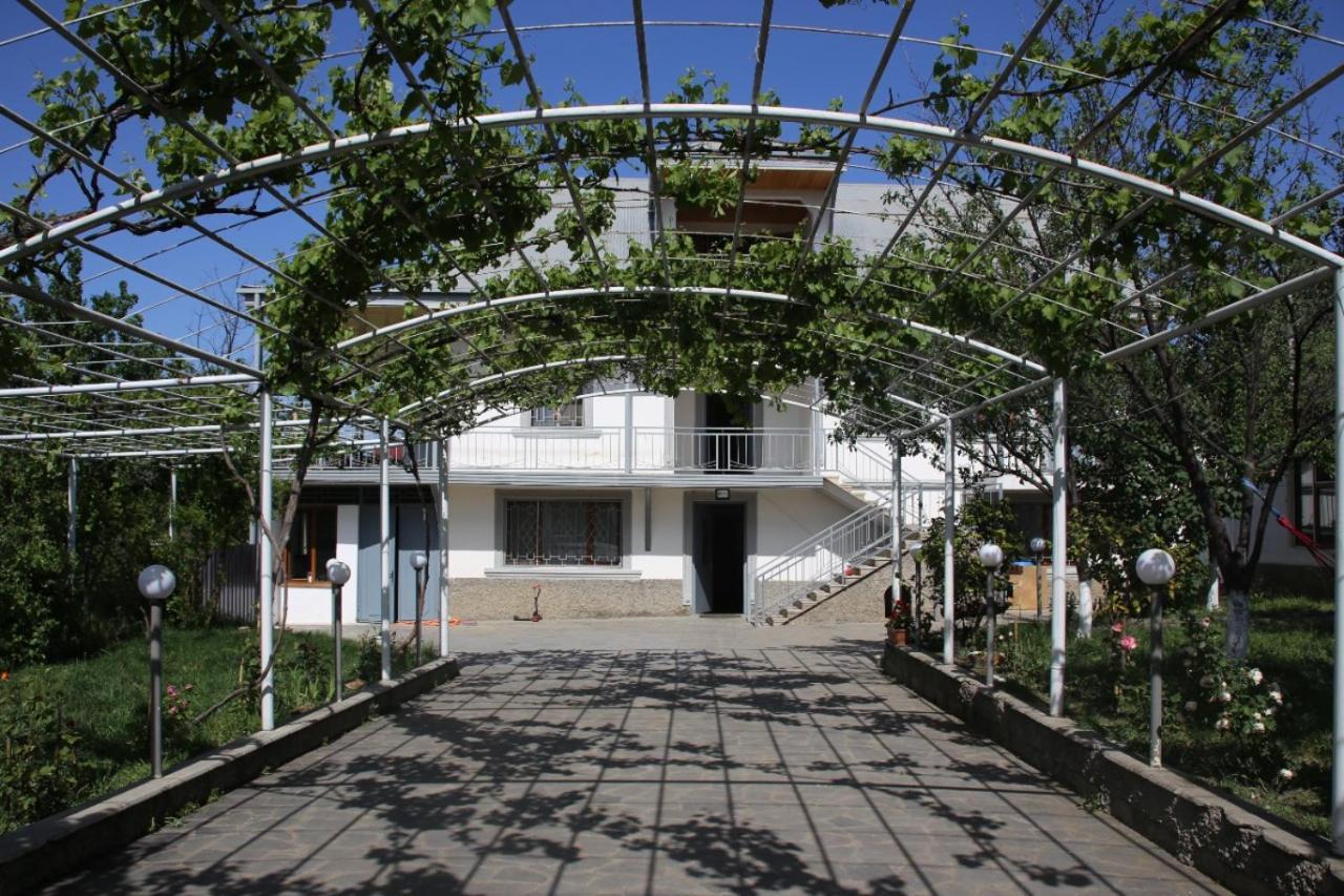 Big House Hotel Tbilisi Ngoại thất bức ảnh